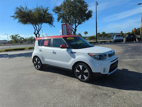 Used 2017 Kia Soul + w/ Designer's Package image 2