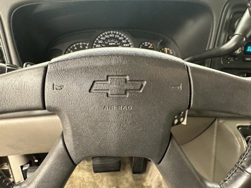 Used 2003 Chevrolet Tahoe LT image 26