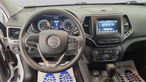 Used 2019 Jeep Cherokee Latitude w/ Popular Appearance Group image 12