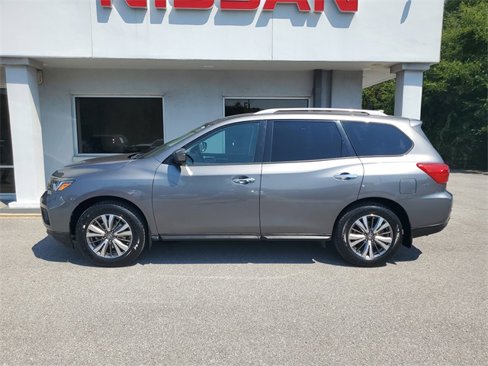 Used 2019 Nissan Pathfinder S image 10