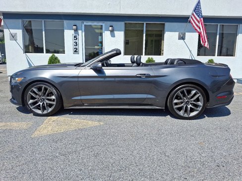 Used 2015 Ford Mustang Premium image 7
