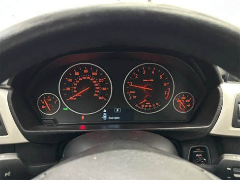 Used 2015 BMW 320i Sedan image 26