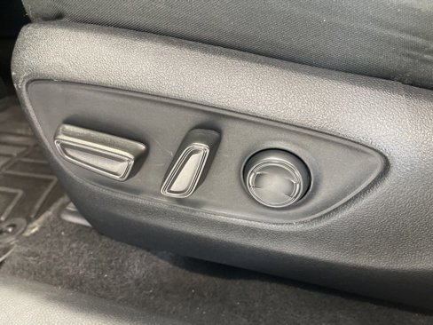 Used 2022 Toyota RAV4 XLE image 13