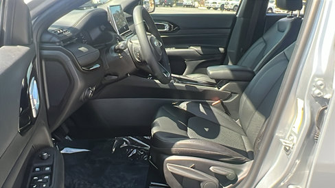 New 2025 Jeep Compass Latitude w/ Altitude Special Edition image 15