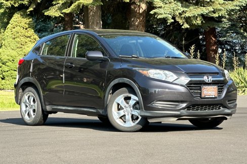 Used 2016 Honda HR-V LX image 2