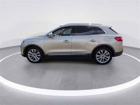 Used 2017 Lincoln MKX Reserve w/ Driver Assistance Package image 5
