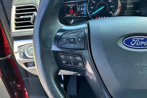 Used 2018 Ford Explorer XLT w/ Equipment Group 202A image 17