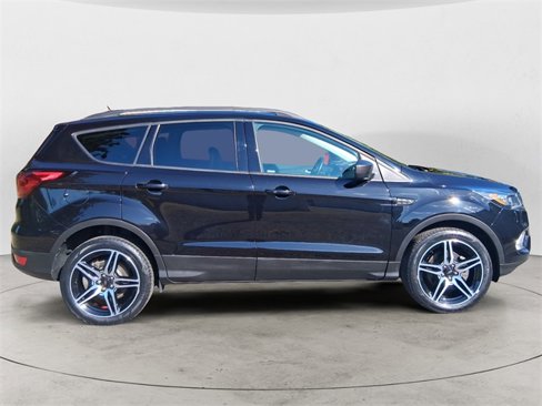 Used 2019 Ford Escape SEL image 6