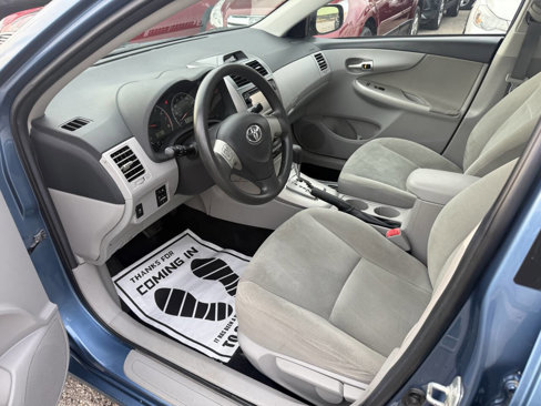 Used 2013 Toyota Corolla LE w/ Premium Pkg image 26