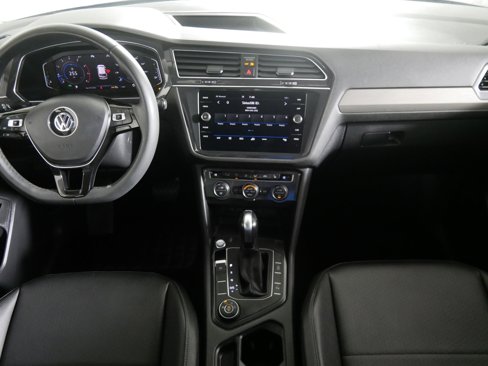 Used 2020 Volkswagen Tiguan SEL image 10
