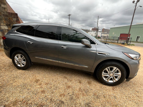 Used 2020 Buick Enclave Essence image 10