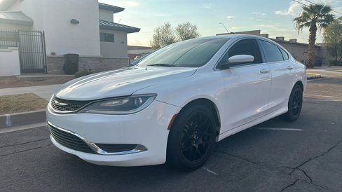 Used 2015 Chrysler 200 Limited w/ Convenience Group image 23