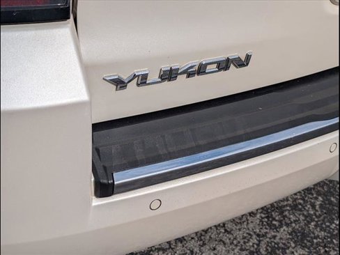 Used 2015 GMC Yukon Denali w/ Touring Package image 23