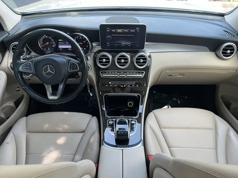 Used 2017 Mercedes-Benz GLC 300 image 34