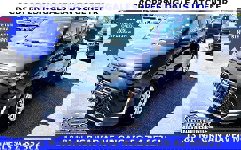 Used 2023 Kia Soul LX image 1