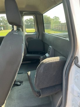 Used 2011 Ford Ranger XLT image 9