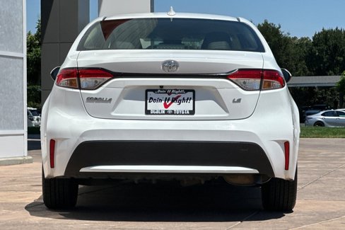 Certified 2022 Toyota Corolla LE image 6