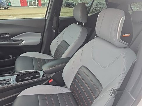 Certified 2024 Nissan Kicks SR w/ SR Premium Package image 9