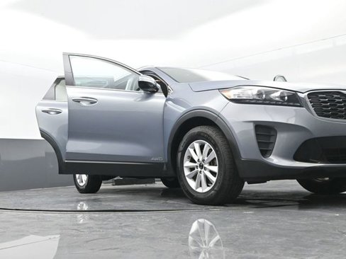 Used 2020 Kia Sorento LX w/ LX I4 Convenience Package image 23