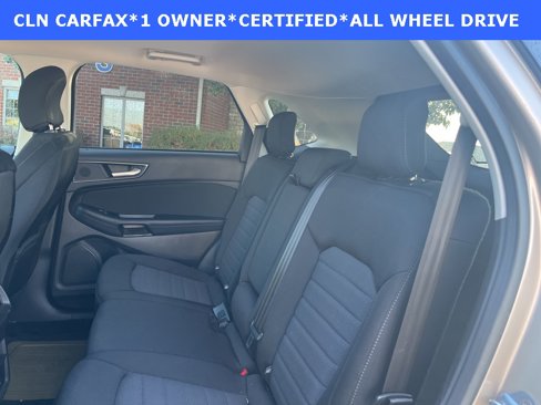 Certified 2018 Ford Edge SE image 15