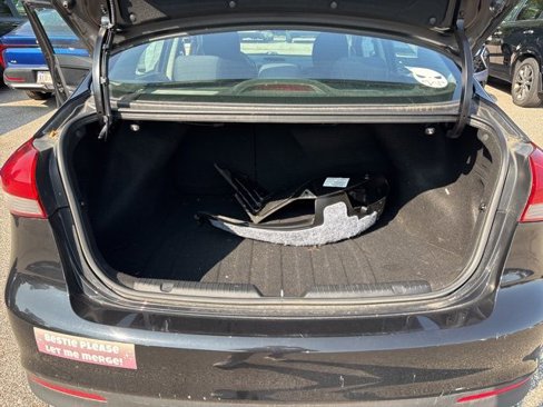 Used 2017 Kia Forte LX w/ LX Popular Package image 21