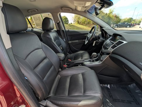 Used 2015 Chevrolet Cruze LT image 11