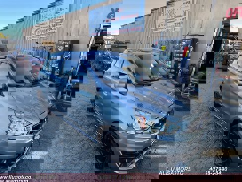 Used 2019 Mitsubishi Mirage ES image 2
