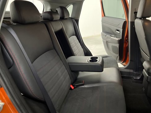 Used 2023 Mitsubishi Outlander Sport AWD image 17