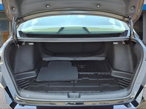 Used 2022 Honda Civic Touring image 5