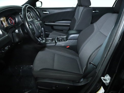 Used 2022 Dodge Charger SXT image 18