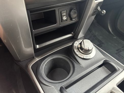 Used 2015 Toyota 4Runner SR5 image 25