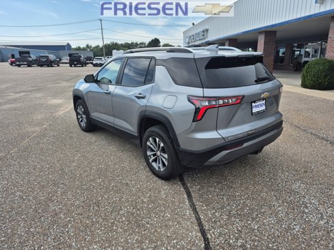 Used 2025 Chevrolet Equinox LT w/ Convenience Package II image 3