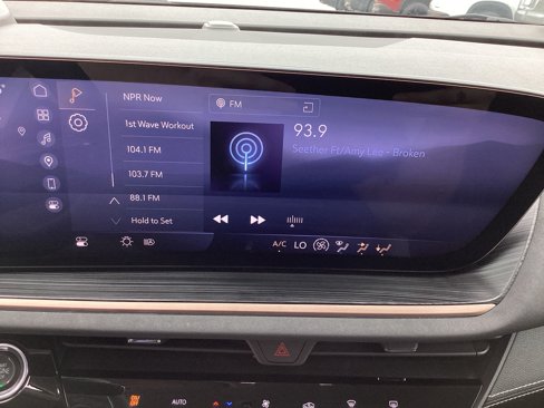Certified 2024 Buick Envision Sport Touring image 22