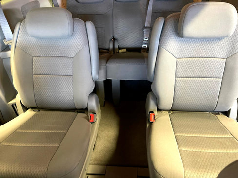 Used 2008 Chrysler Town & Country LX image 25