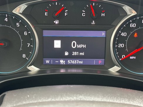 Used 2021 Chevrolet Equinox Premier image 31