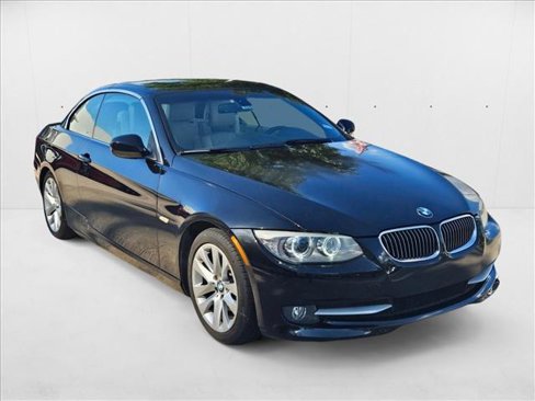 Used 2012 BMW 328i Convertible image 3