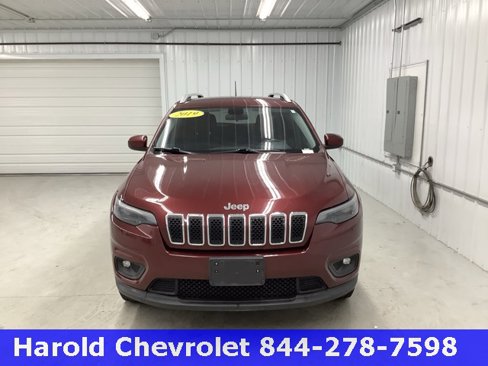 Used 2019 Jeep Cherokee Latitude image 2