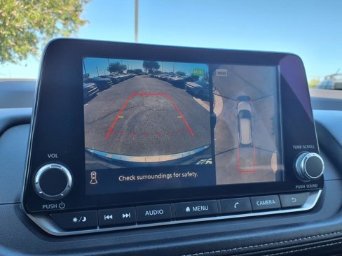 Used 2021 Nissan Rogue SV image 23