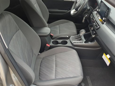 Used 2023 Kia Seltos LX image 16