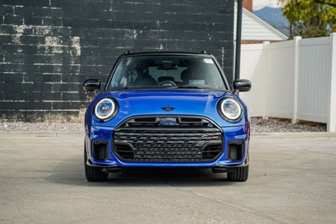 New 2025 MINI Cooper S image 2