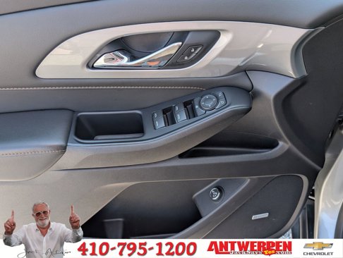 Used 2021 Chevrolet Traverse LT w/ LT Premium Package image 22