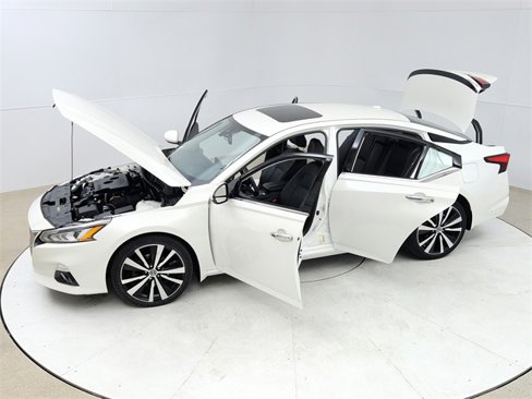 Used 2019 Nissan Altima 2.5 Platinum image 22