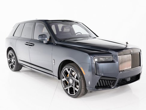 New 2025 Rolls-Royce Cullinan Black Badge image 7