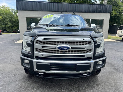 Used 2015 Ford F150 Platinum w/ Equipment Group 701A Luxury image 11