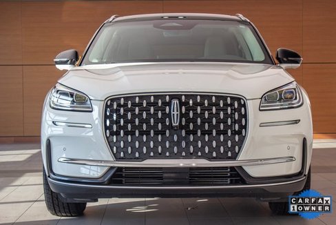 Used 2023 Lincoln Corsair Reserve w/ Equipment Group 201A image 2