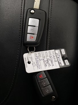 Used 2018 Nissan Rogue S image 24