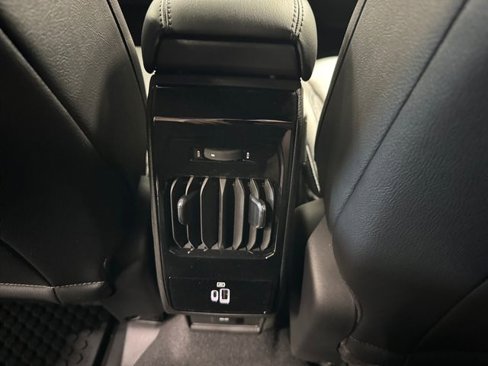 New 2026 Jeep Compass Latitude image 17