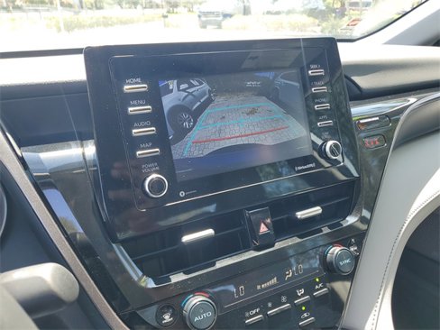 Used 2024 Toyota Camry SE image 28