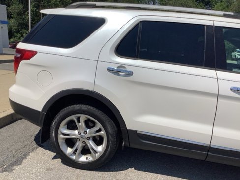 Used 2011 Ford Explorer Limited w/ 301A Rapid Spec Order Code image 7