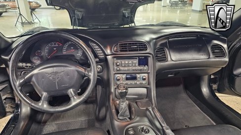 Used 2000 Chevrolet Corvette Convertible w/ Memory Pkg image 27